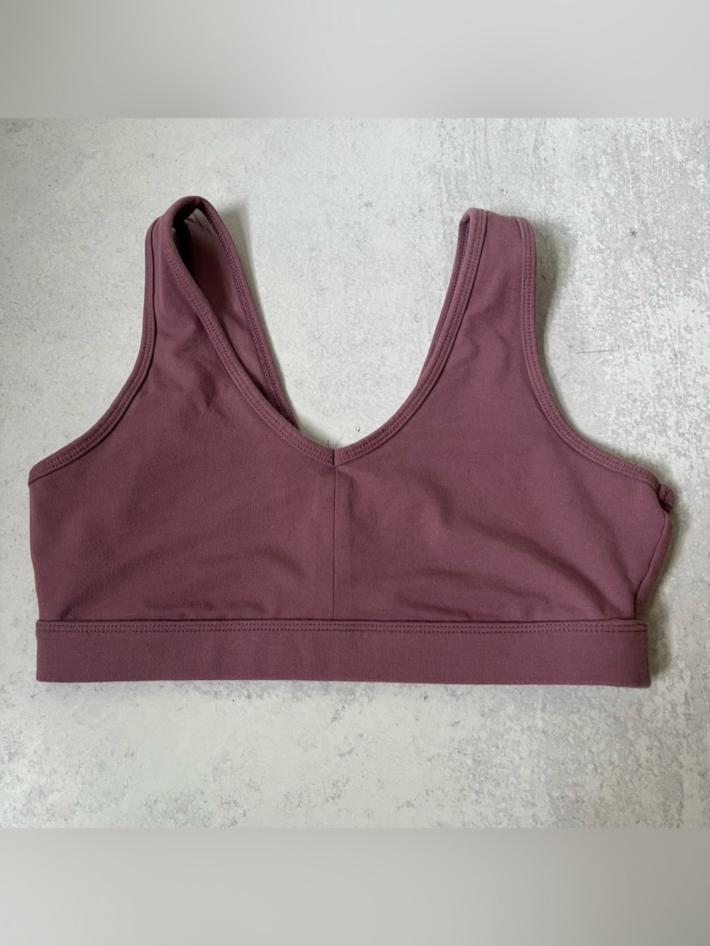 Old Navy Active Go-Dry Sports Bra Mauve Purple Medium Yoga Pilates Workout